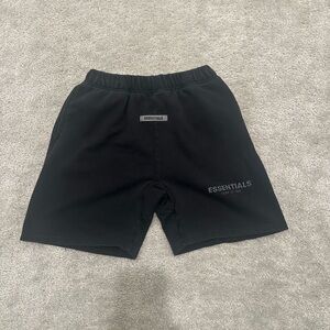 Fear of God Essentials Unisex Jet Black Short Size Small Stretch to Medium